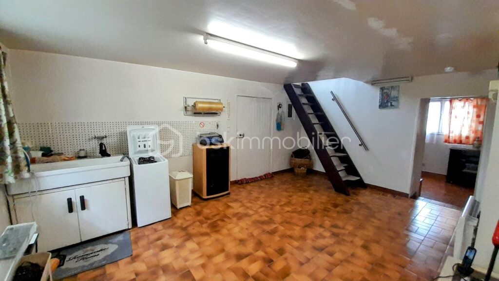 PANORAMA EXCEPTIONNEL RARE SUR LE SECTEUR ! – 7 pièces – 4 chambres – 128 m²