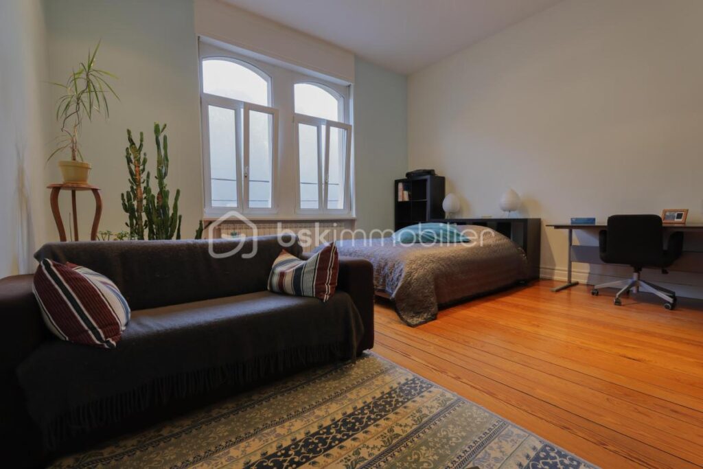 Élégante maison de maître rénovée – Proche Thionville – 8 pièces – 4 chambres – 300 m²