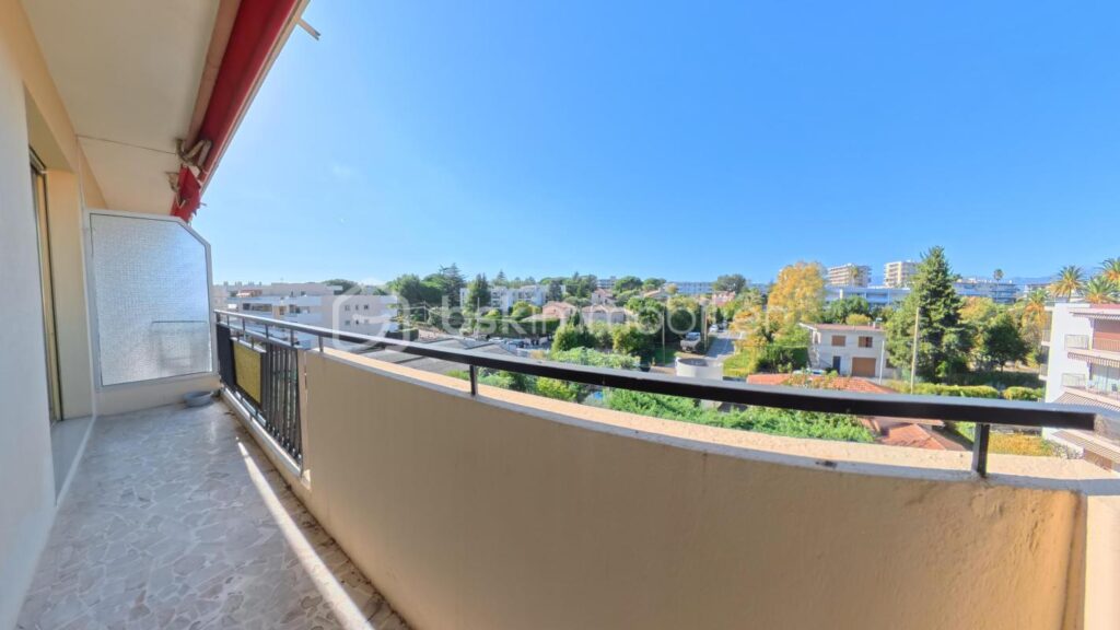 T2 dernière étage vue mer – 2 pièces – 1 chambre – 51 m²