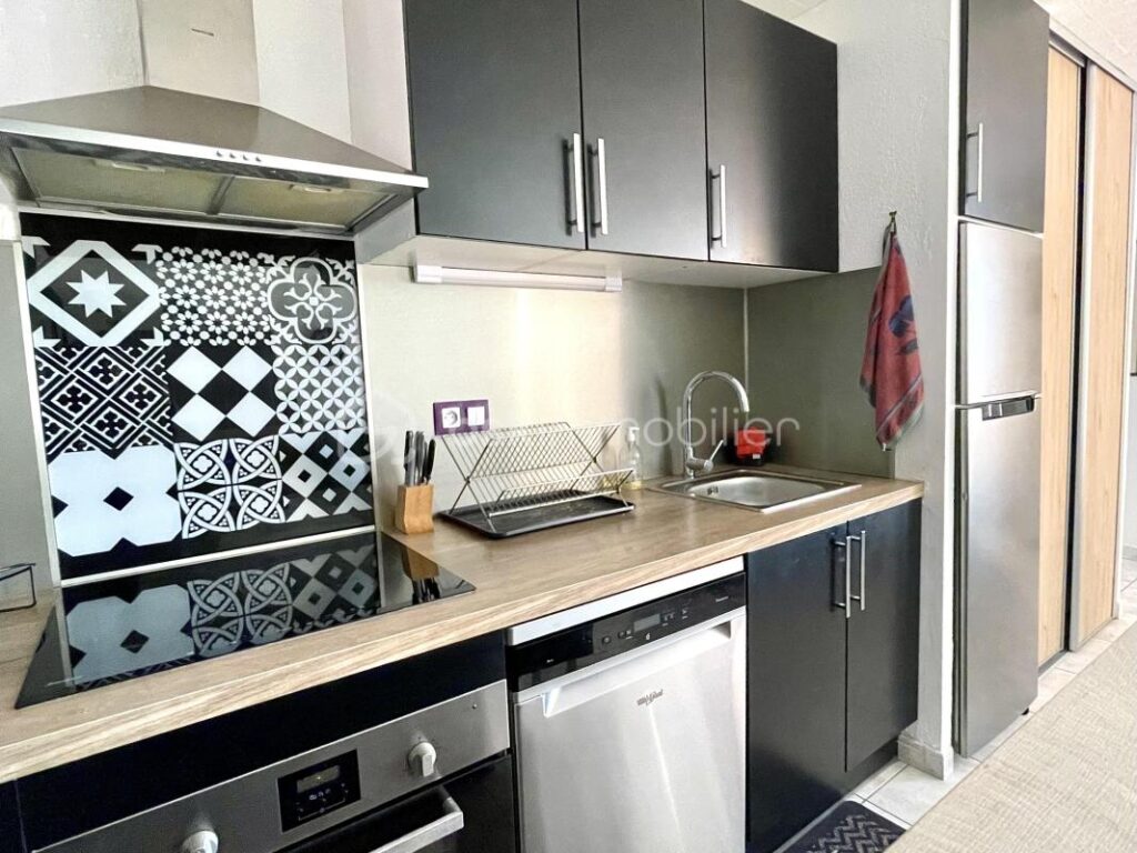 Sainte Marie la Mer, APPARTEMENT T3 de 60 m² TERRASSE VUE MER ! – 3 pièces – 2 chambres – 60 m²