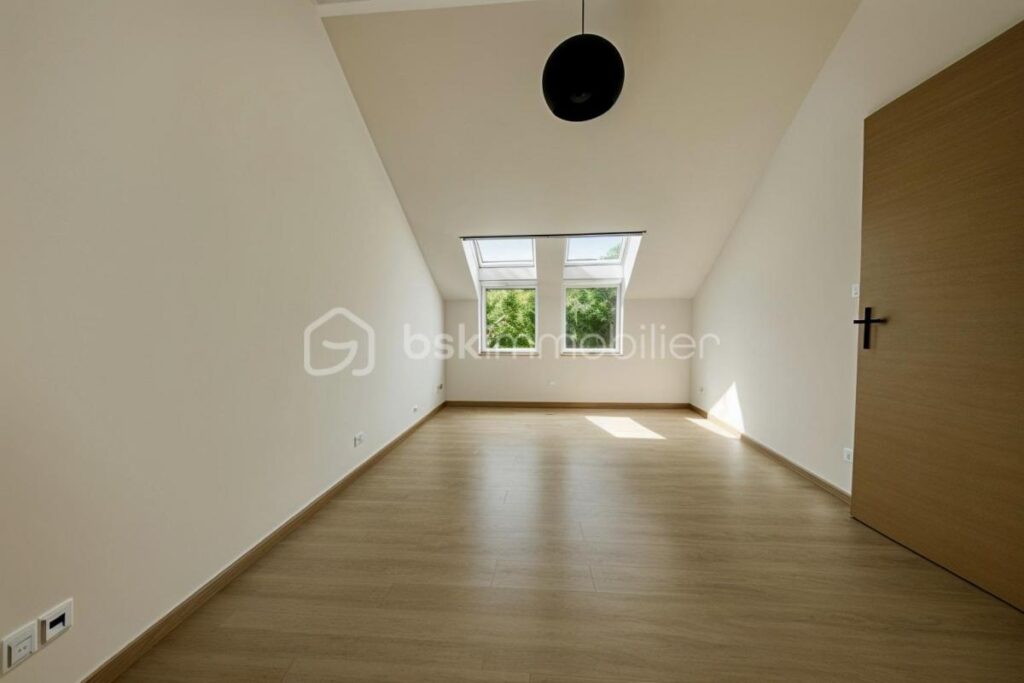 BELLE MAISON FAMILIALE – 7 pièces – 4 chambres – 144 m²