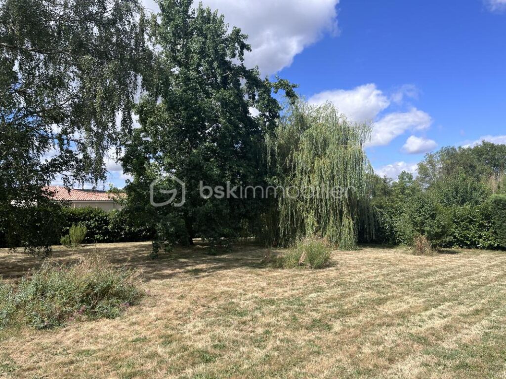 REVEL PROCHE GRANDE MAISON T7 EVOLUTIVE QUARTIER CALME GRAND GARAGE BEAU TERRAIN ARBORE – 7 pièces – 4 chambres – 170 m²