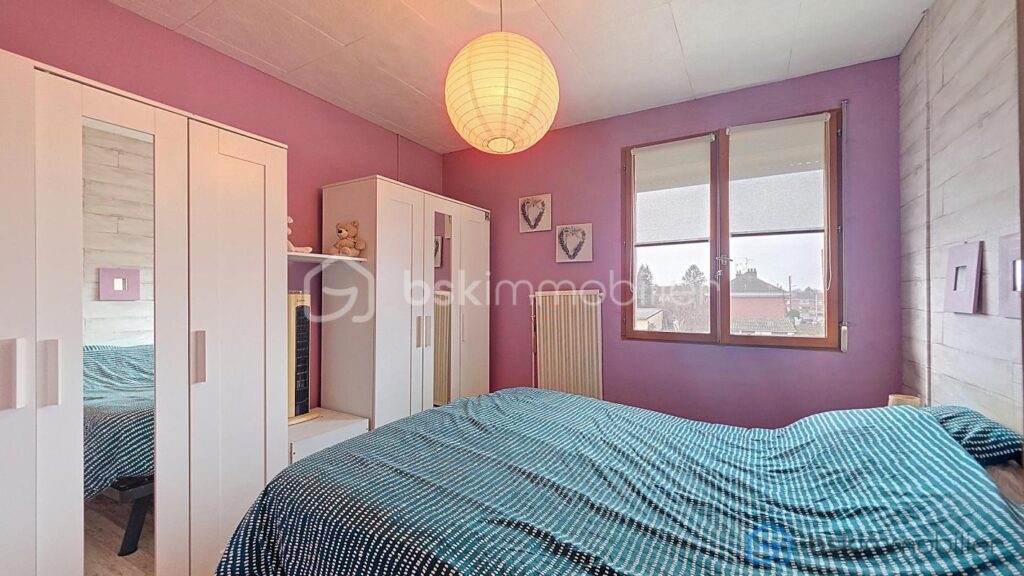 Maison semi individuelle 4 chambres jardin garage – 7 pièces – 4 chambres – 105 m²