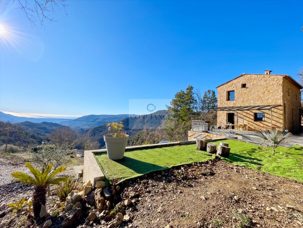 Maison individuelle – 4 pièces – 3 chambres – 120 m²