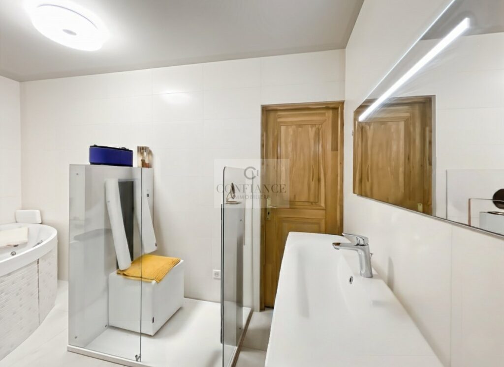 Maison individuelle – 4 pièces – 3 chambres – 120 m²