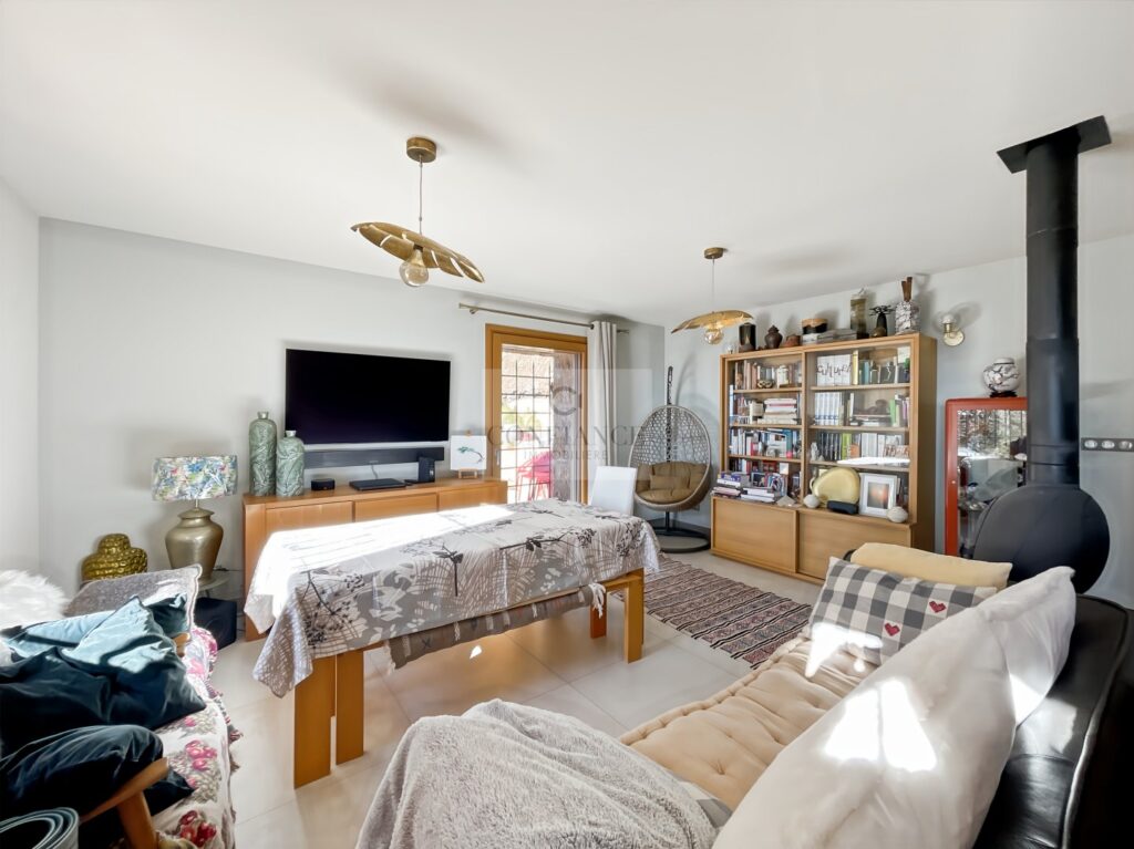 Maison individuelle – 4 pièces – 3 chambres – 120 m²