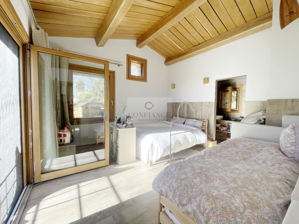 Maison individuelle – 4 pièces – 3 chambres – 120 m²