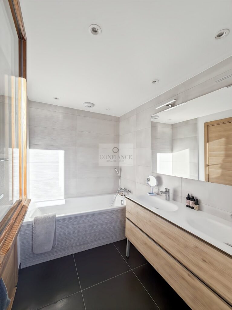 Chalet – 6 pièces – 5 chambres – 165 m²