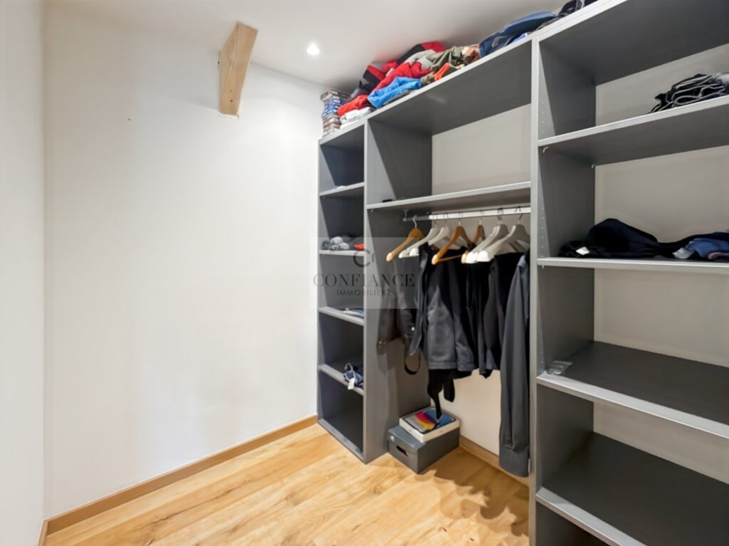 Chalet – 6 pièces – 5 chambres – 165 m²