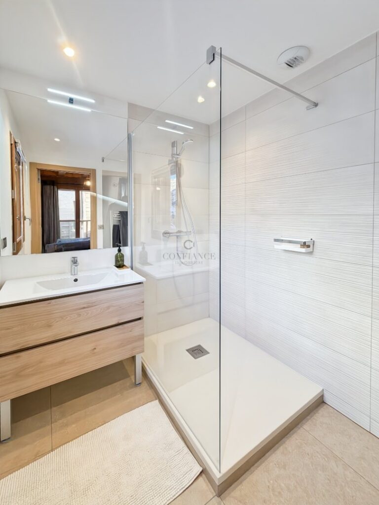 Chalet – 6 pièces – 5 chambres – 165 m²