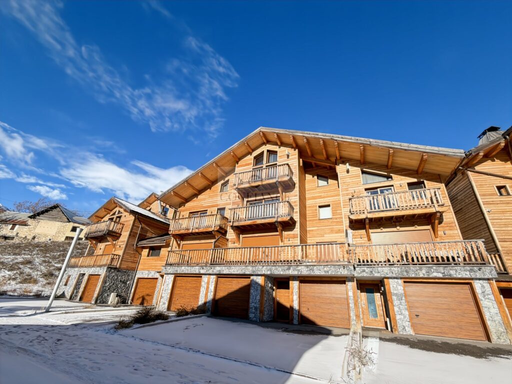 Chalet – 6 pièces – 5 chambres – 165 m²