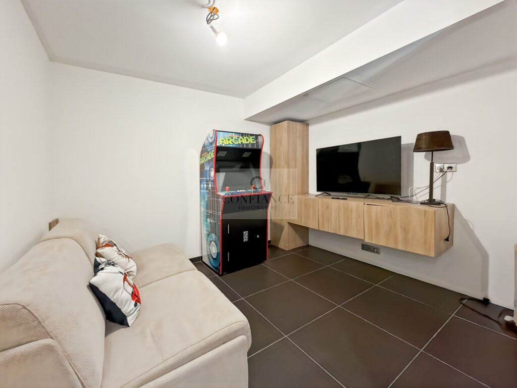 Chalet – 6 pièces – 5 chambres – 165 m²