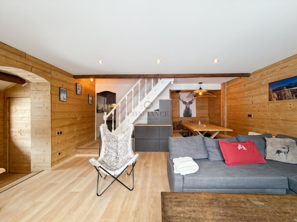 Chalet – 3 pièces – 2 chambres – 77 m²