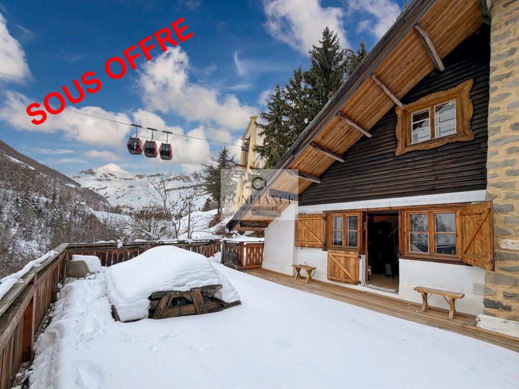 Chalet – 3 pièces – 2 chambres – 77 m²