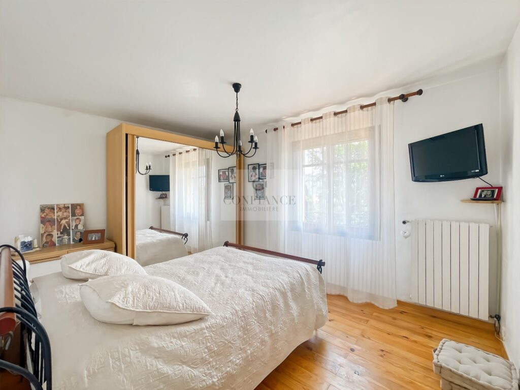 Maison – 5 pièces – 3 chambres – 148 m²