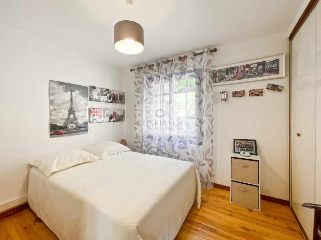 Maison – 5 pièces – 3 chambres – 148 m²