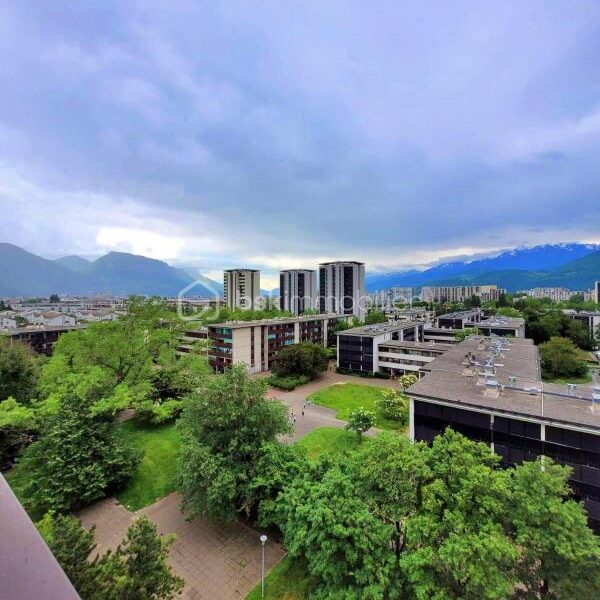 Appartement à vendre à Grenoble — Vue montagne — photo 1