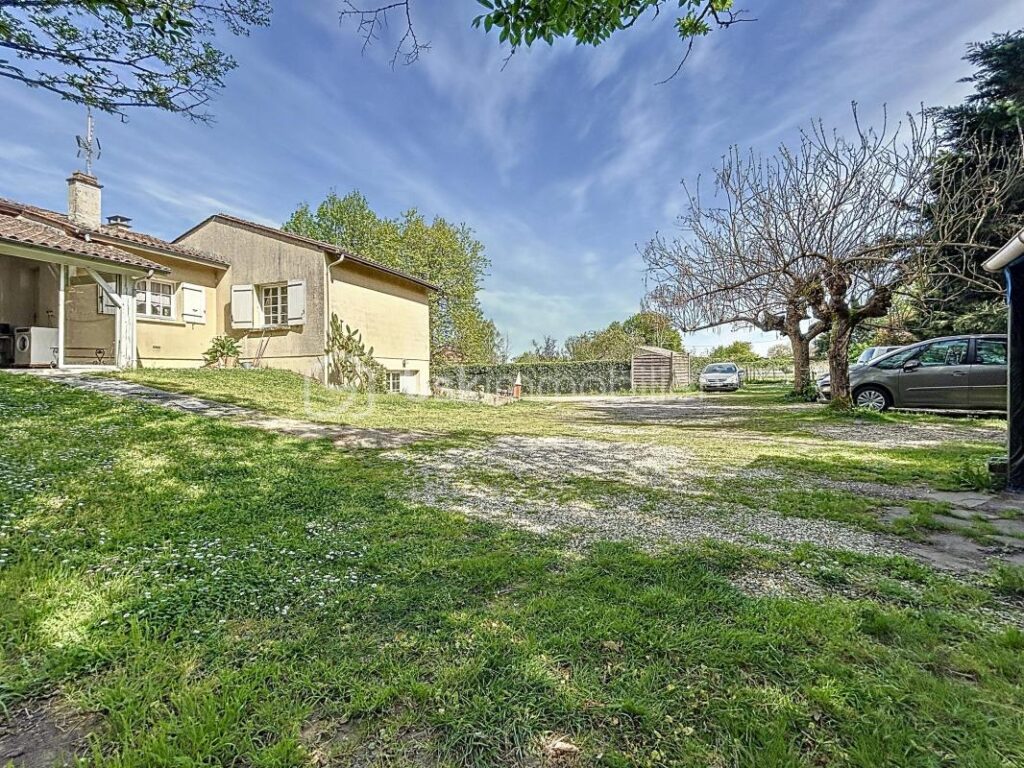 Maison 3 chambres possibilité studio – 5 pièces – 3 chambres – 100 m²