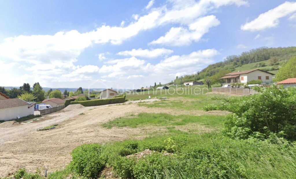 Terrain constructible de 871 m2 à SAVAS MEPIN – NR pièces – NR chambres – 871 m²