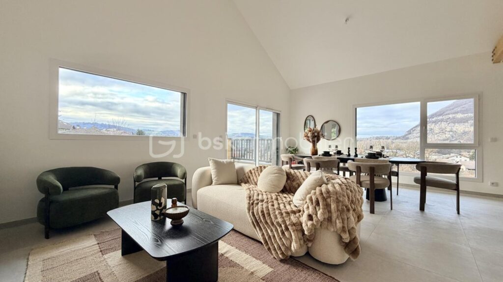 Maison individuelle 6 pièces à Sillingy – 7 pièces – 4 chambres – 130 m²