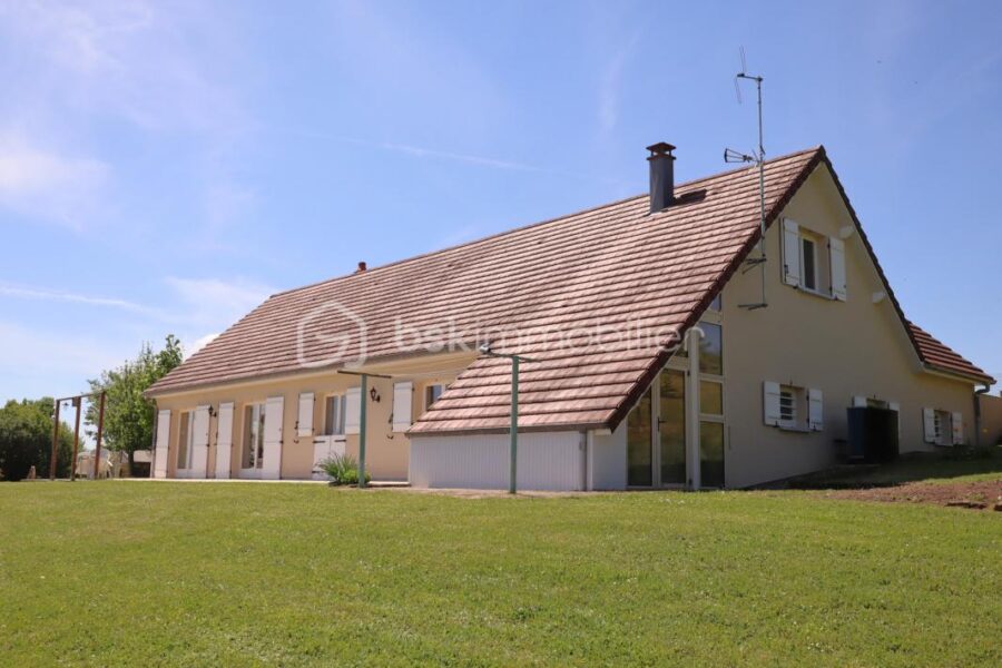 Maison à vendre à Montdore