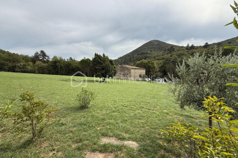 Maison à vendre à Les tourrettes
