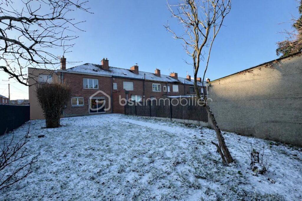 Rare sur le secteur ! Maison familiale coup de coeur ! 4 chambres + jardin – 5 pièces – 4 chambres – 105 m²