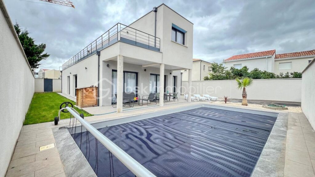 COUP DE COEUR GARANTI ! – 5 pièces – 4 chambres – 163 m²