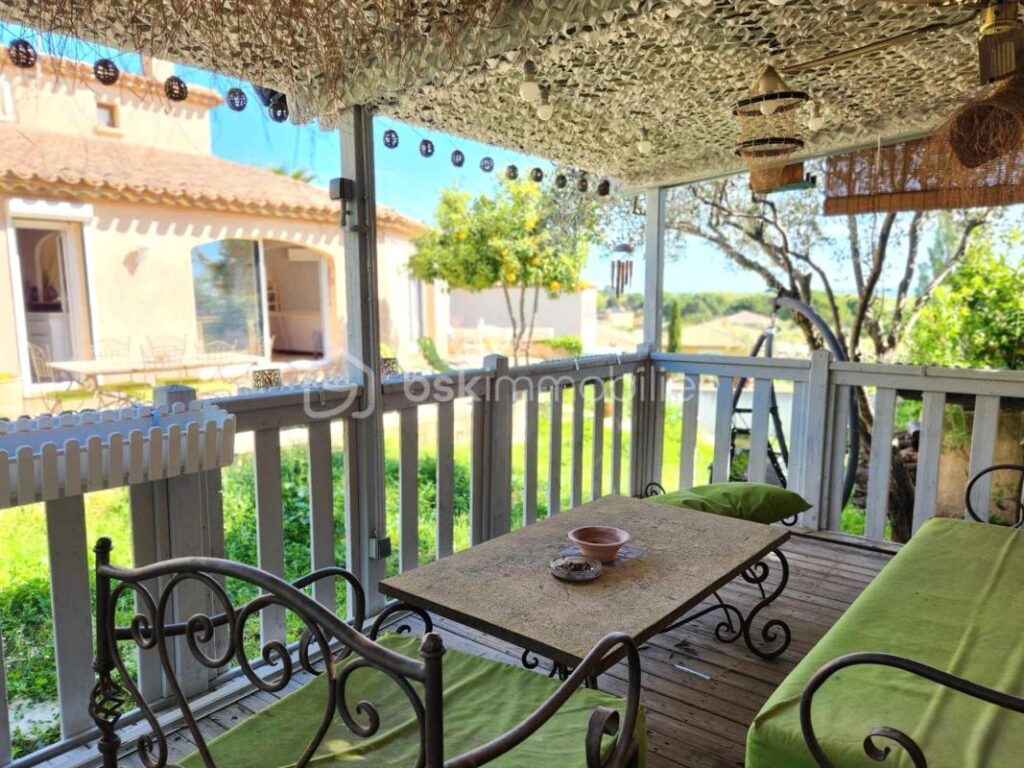 Villa provençale avec grand garage – 4 pièces – 3 chambres – 105 m²