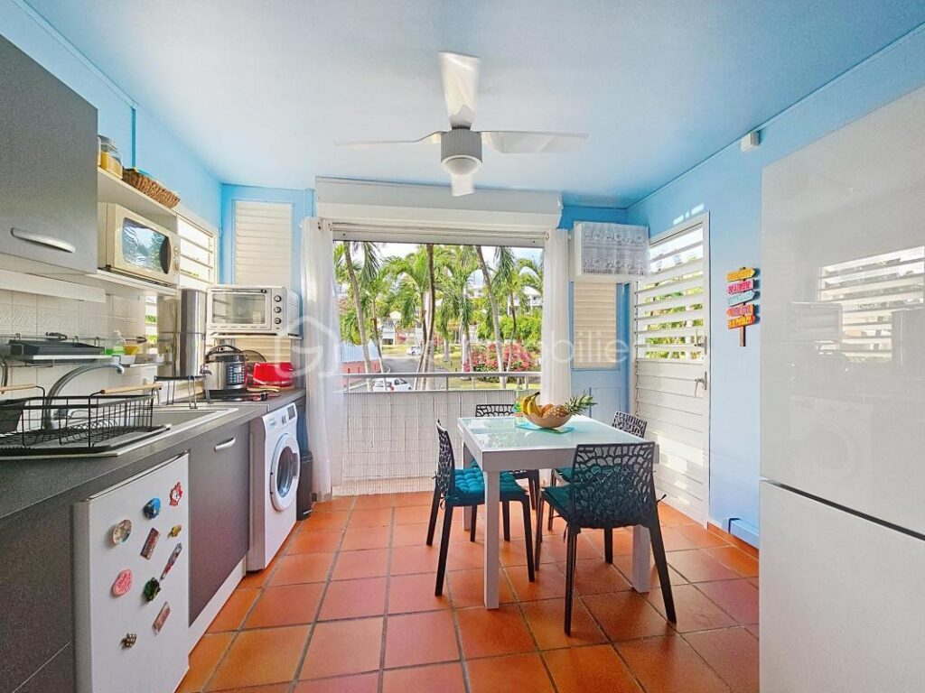 Grand studio 34 m2 Anse des Rochers plage piscine et citerne – 1 pièce – 1 chambre – 24 m²