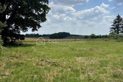 TERRAIN A BATIR – NR pièces – NR chambres – 884 m²