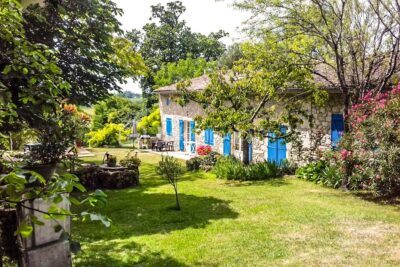 Charmante maison longère de 350m2 à Port-Sainte-Foy-et-Ponchapt – 15 pièces – 8 chambres – 350 m²