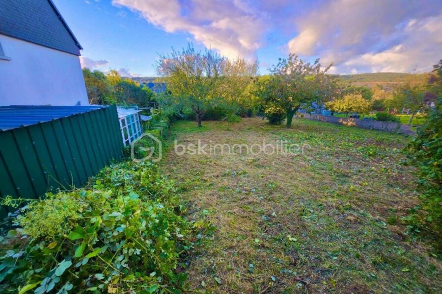 Terrain à vendre à Plomodiern
