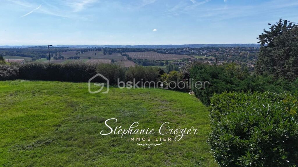 Magnifique terrain constructible de 700 m² avec vue Pyrénées à Lauzerville – NR pièces – NR chambres – 701 m²
