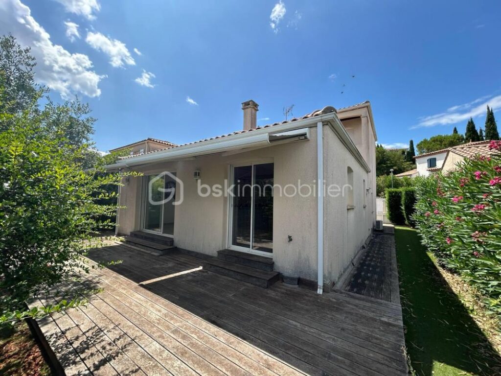 Maison T4 113m² Climatisée avec garage GRABELS proche des commerces – 4 pièces – 3 chambres – 117 m²