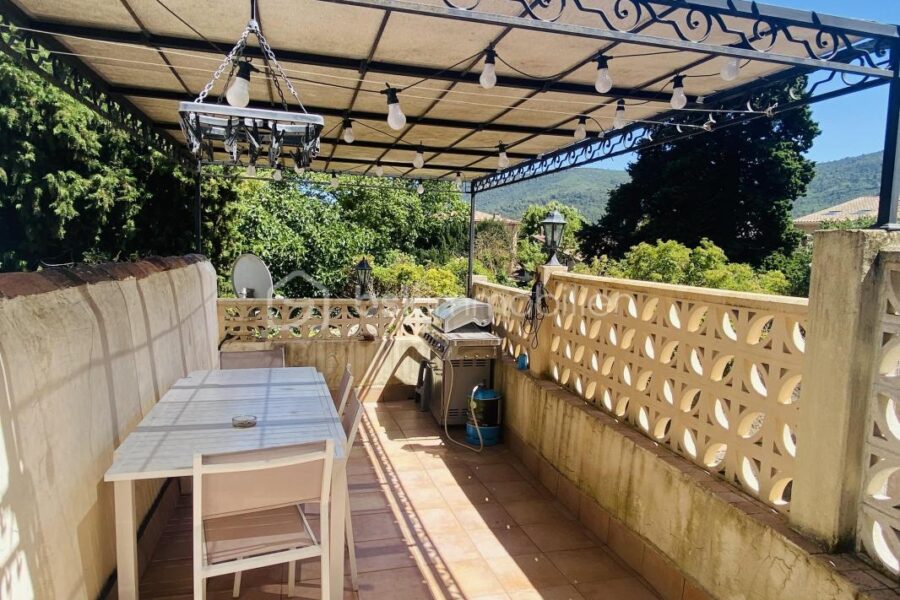Appartement à vendre à Signes