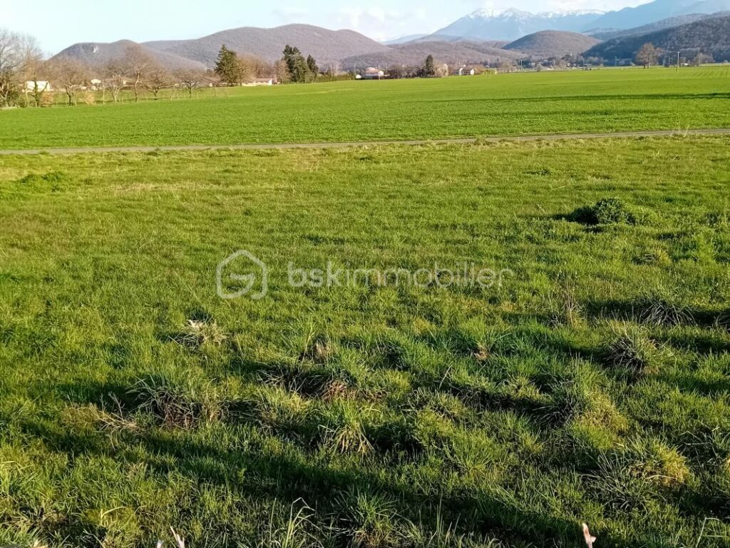 Terrain constructible 1578 m² vue sur les Pyrénées – NR pièces – NR chambres – 1578 m²