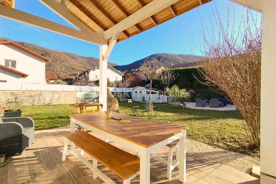 Maison à vendre à Vif — Vue montagne — photo 1