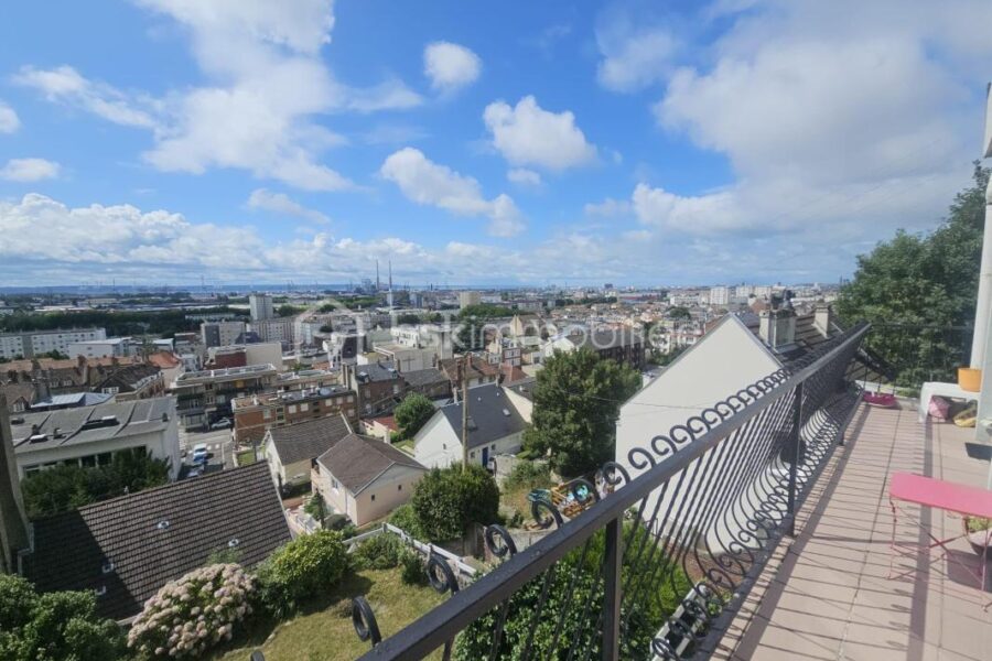 Maison à vendre à Le havre — Vue sur la ville — photo 1