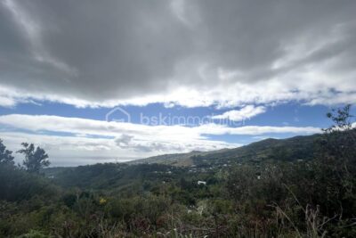 Parcelle de terrain constructible de 994 m2 (vue mer et montagne) – NR pièces – NR chambres – 994 m²