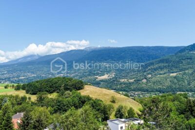 Terrain à vendre à Brie et angonnes