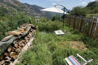 Maison de village avec petit jardin – 3 pièces – 2 chambres – 61 m²