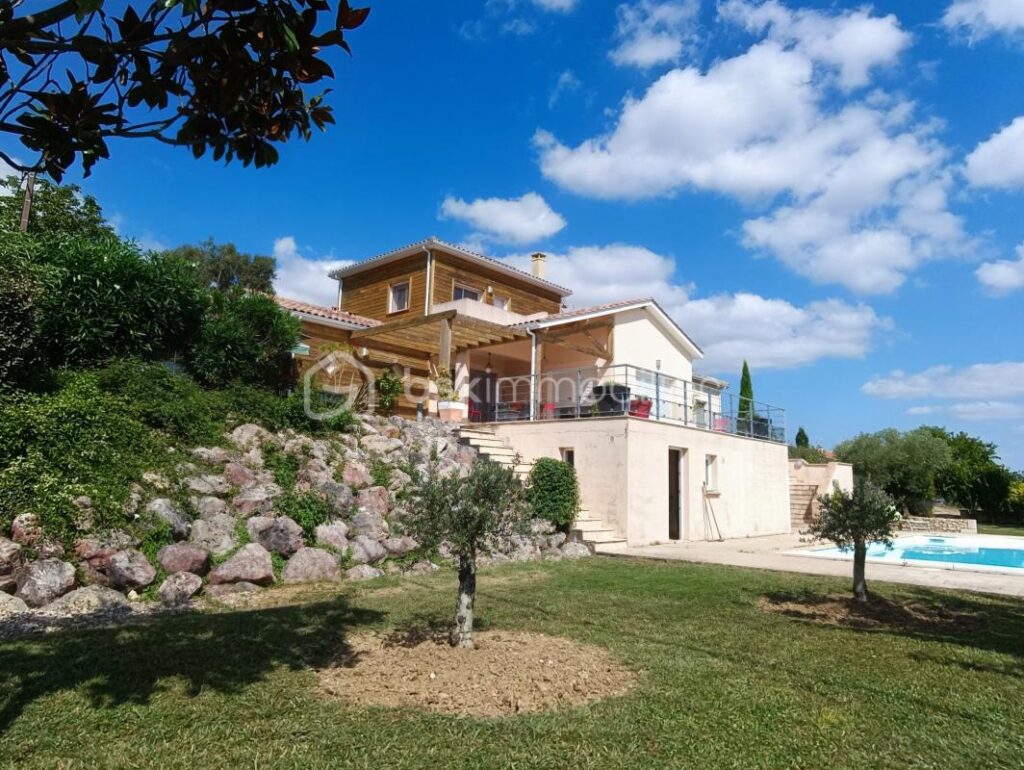 HAVRE DE PAIX : MAISON D’ARCHITECTE AVEC VUE IMPRENABLE – 7 pièces – 6 chambres – 220 m²