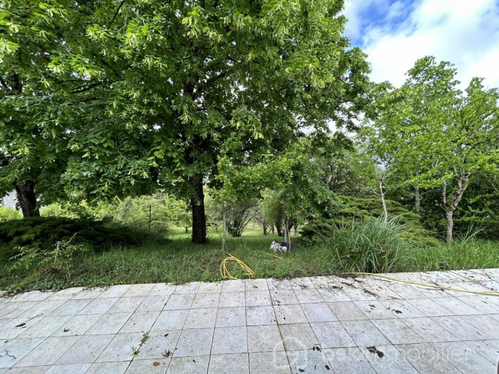 MAISON PLAIN PIED – 3 CHAMBRES – GARAGE – 4 pièces – 3 chambres – 103 m²