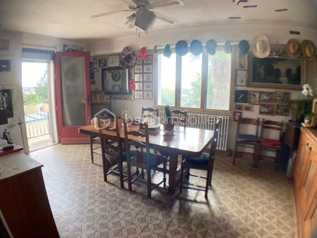 Maison de bourg 96 m2 – 6 pièces – 4 chambres – 96 m²