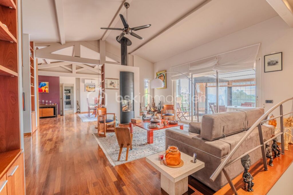 EXCEPTIONNEL – 6 pièces – 4 chambres – 229 m²