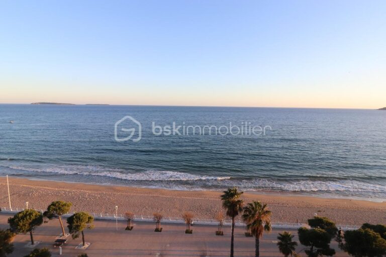 À VENDRE(06) CANNES- Appartement vue mer exceptionnelle, 3 pièces 80 m2 Habitables ! – 3 pièces – NR chambres – 68 m²