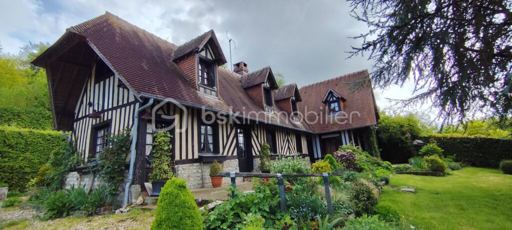 Maison 4 chambres – 6 pièces – 4 chambres – 132 m²