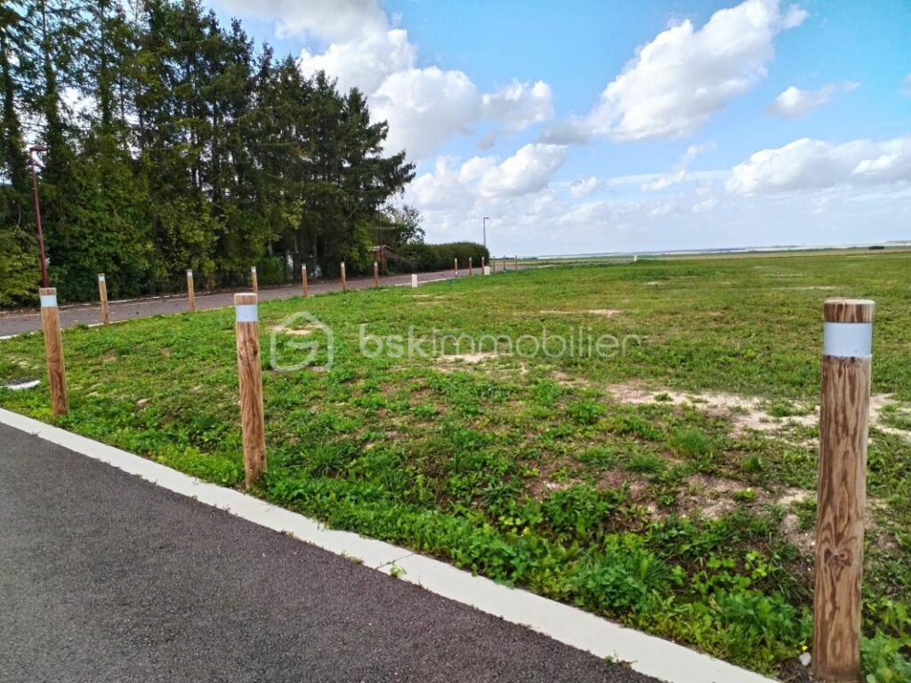Terrain à batir sur Cauroy – NR pièces – NR chambres – 451 m²