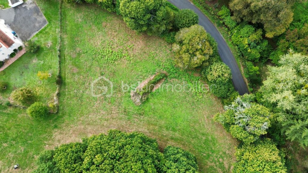 Terrain constructible 2 486 m² à Bonnac-la-Côte – Environnement calme et recherché – NR pièces – NR chambres – 2486 m²